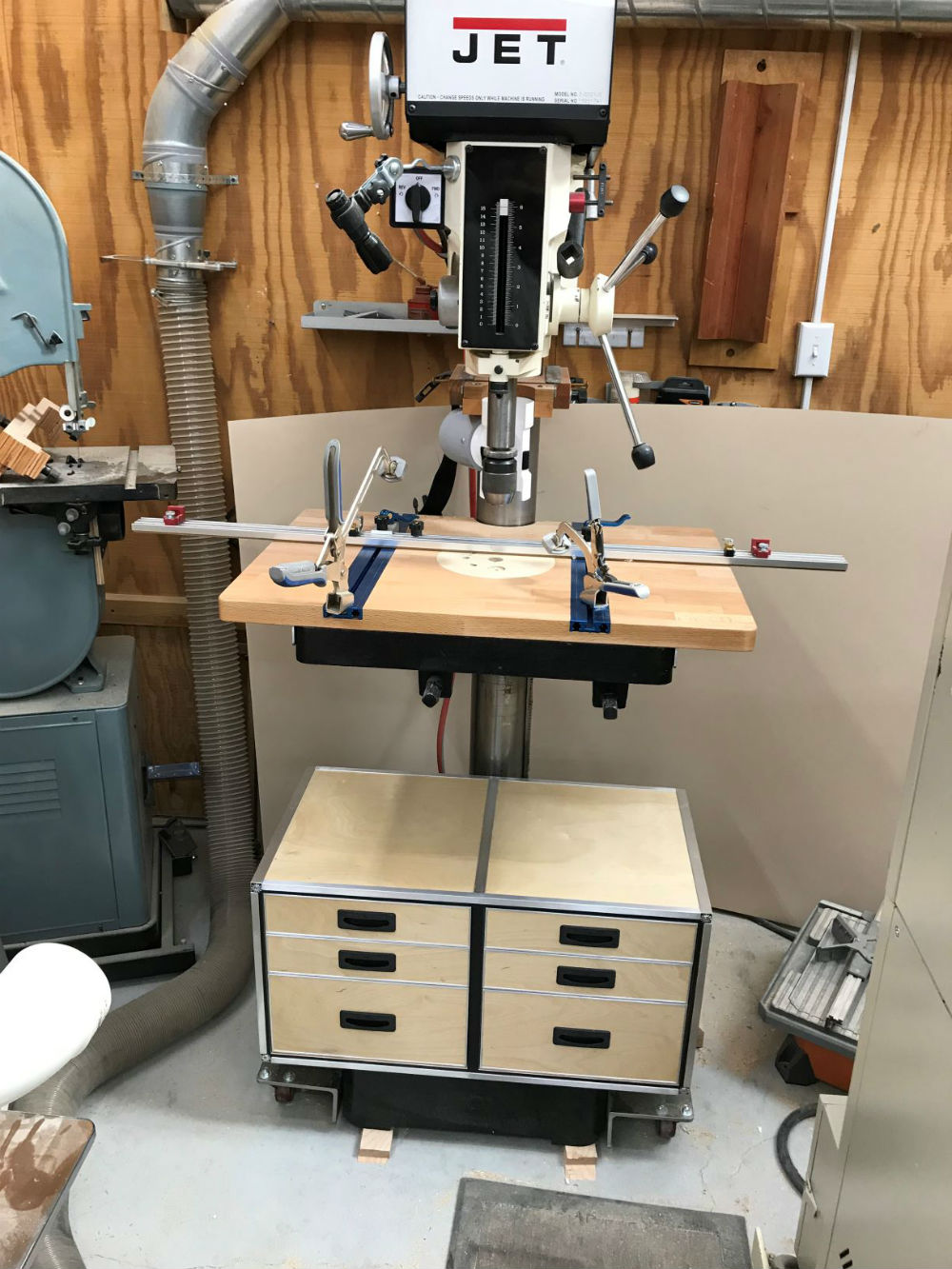 Dan Hellyar Woodworking Workshop